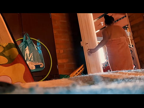 ❤️ Ујак ме прати под тушем, јебе ме док се туширам. ☑ Домаћи порно на sr.naughtyhentai.ru ❌